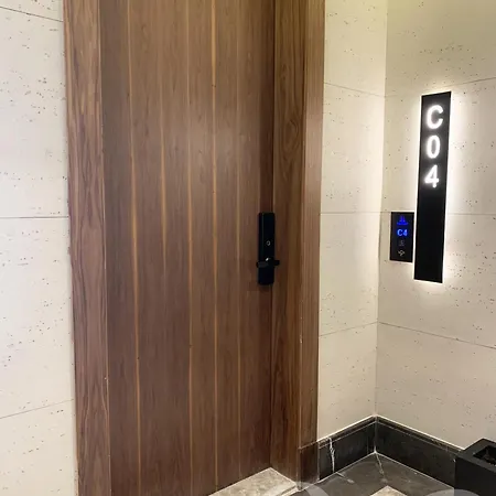 Kease Nafal C-4 Royal Touch Az46 Riyadh Luaran gambar